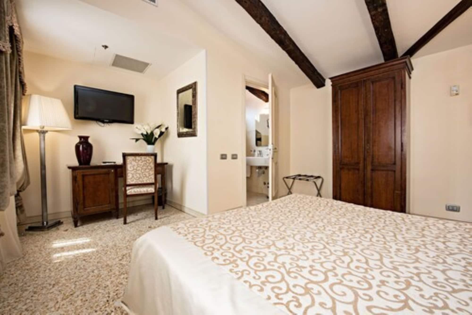 Hotel Dell'Opera Venedig Eksteriør billede
