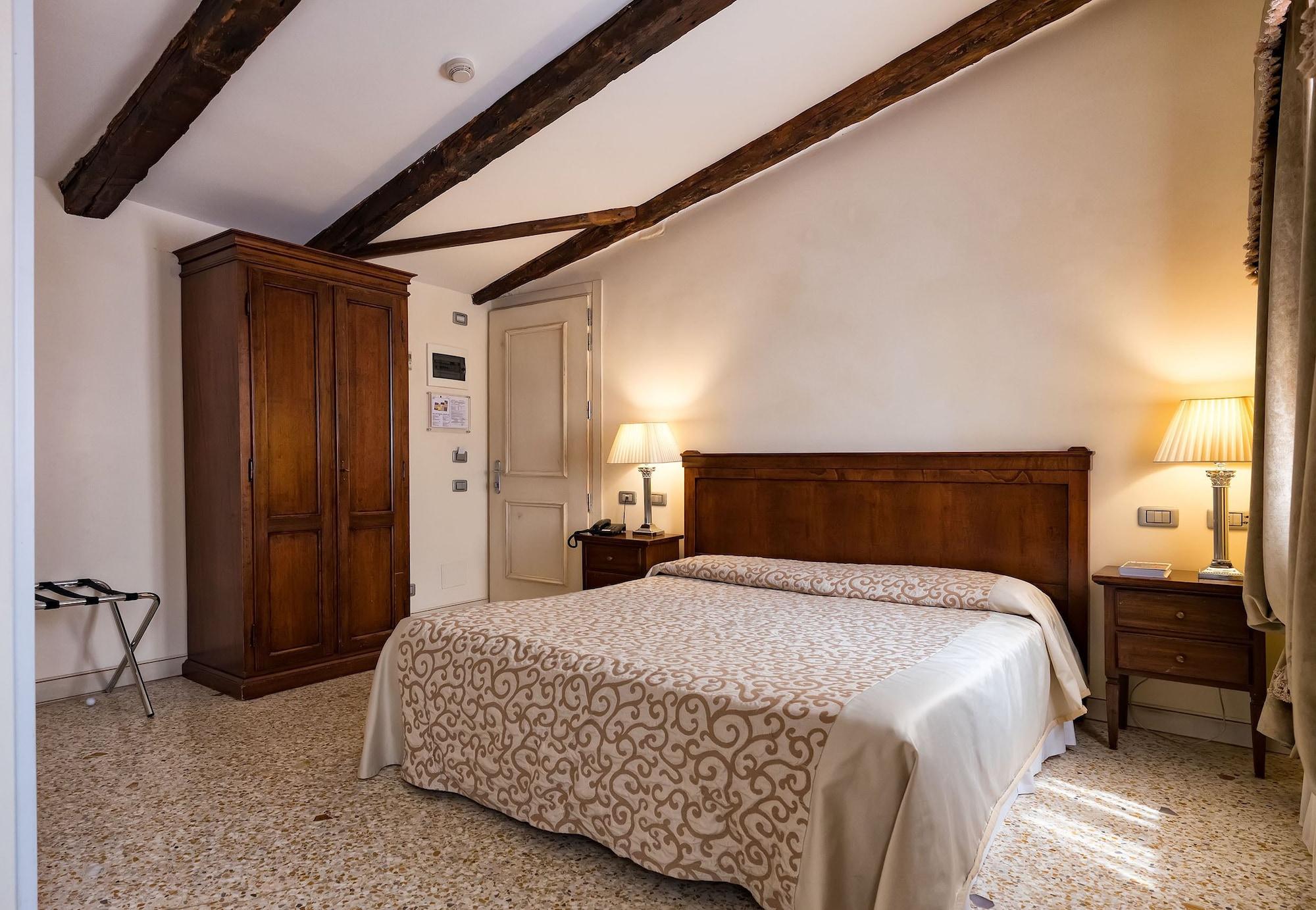 Hotel Dell'Opera Venedig Eksteriør billede