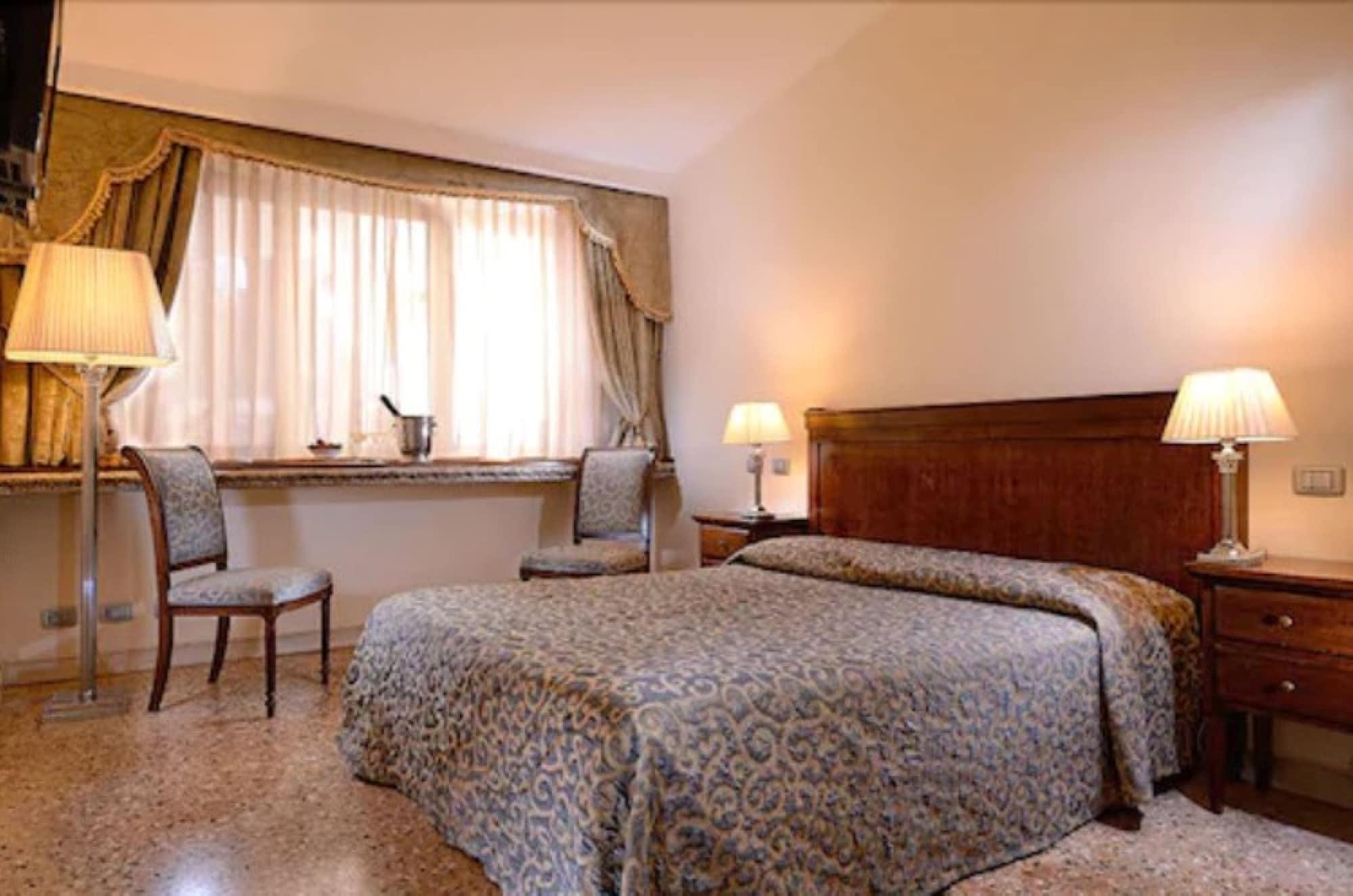 Hotel Dell'Opera Venedig Eksteriør billede