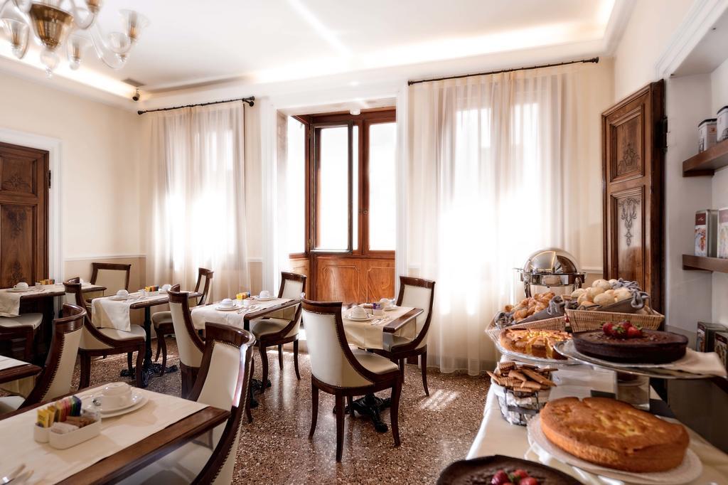Hotel Dell'Opera Venedig Eksteriør billede