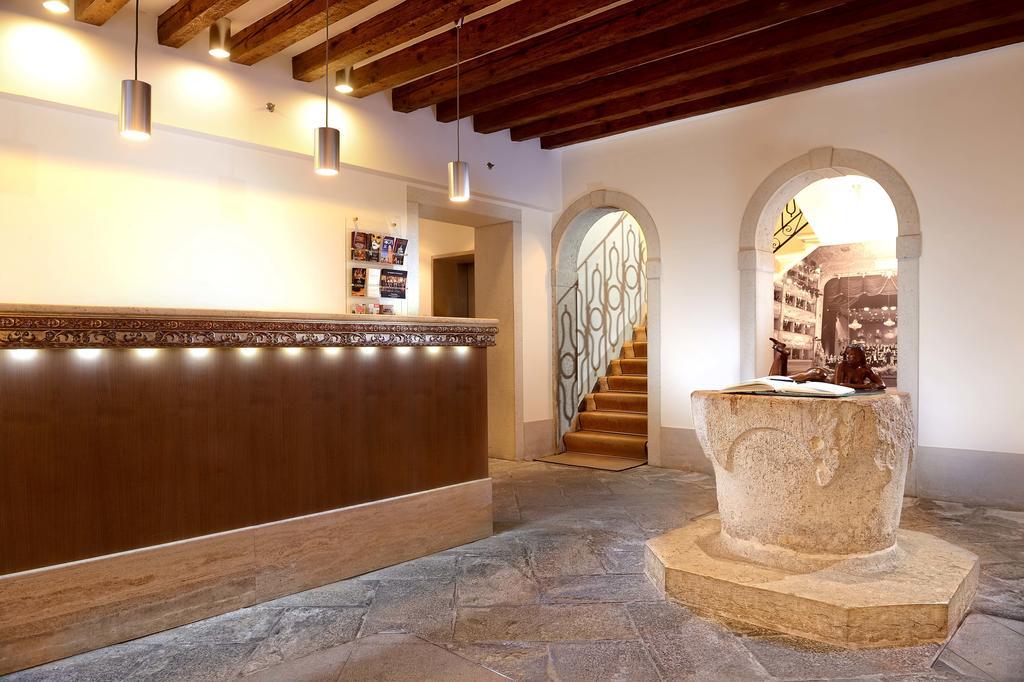 Hotel Dell'Opera Venedig Eksteriør billede