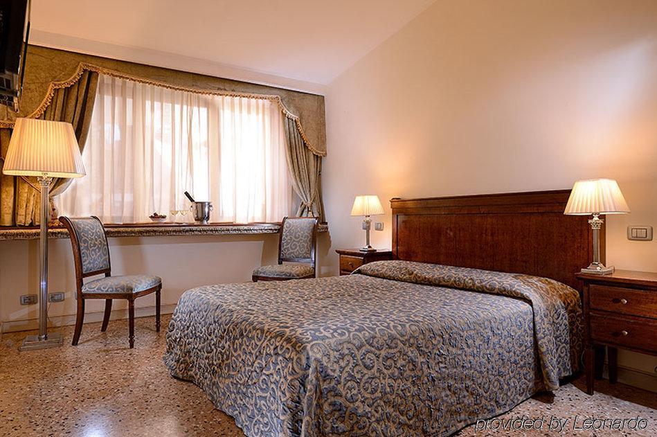 Hotel Dell'Opera Venedig Eksteriør billede