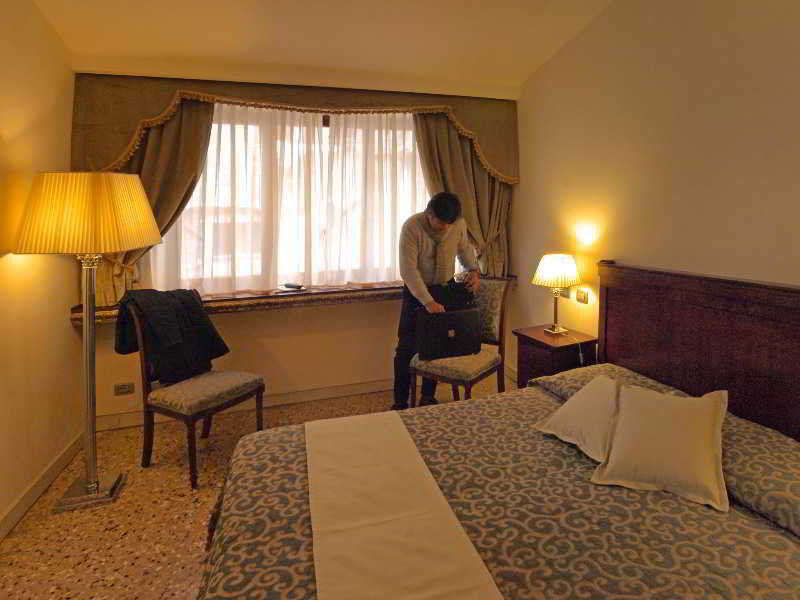 Hotel Dell'Opera Venedig Eksteriør billede